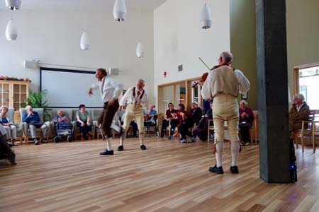 10. Hård träff på foten