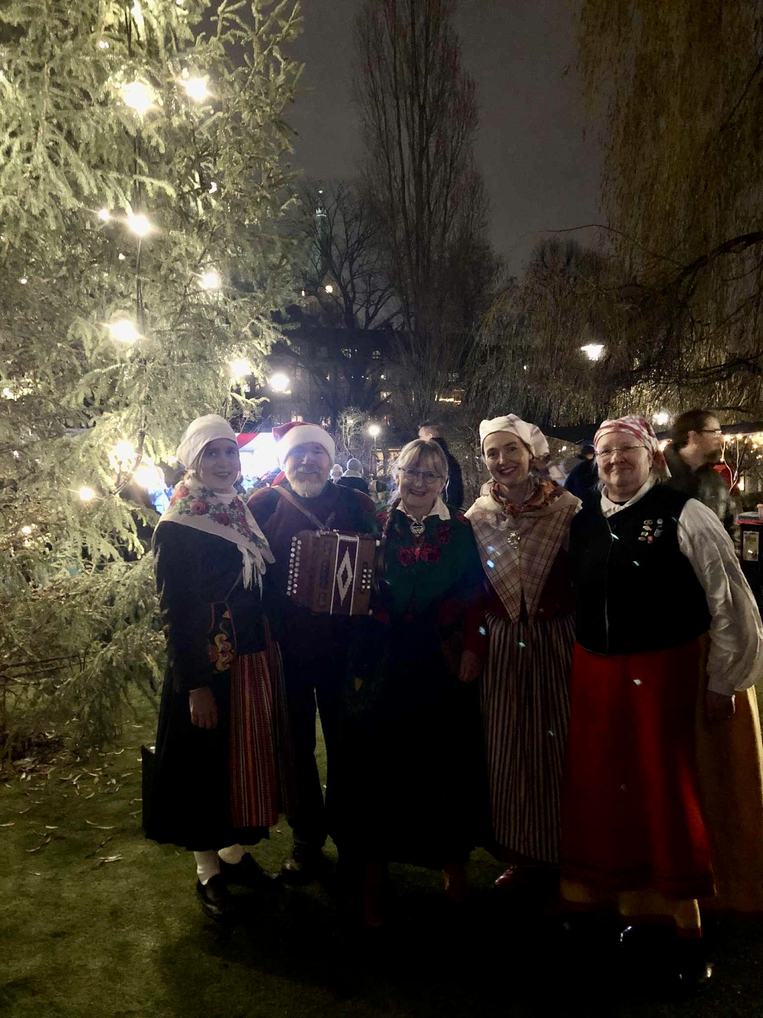 Ringdanser på julmarknaden