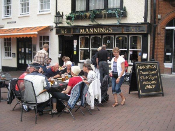 Lunch på pub i Ipswich juni 2010.