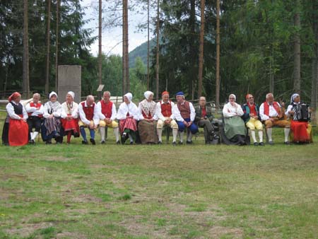 14. Dansarna är också beredda