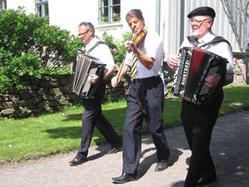 04. Taktfast intåg