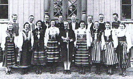 bild valldra folkdanslag 1942